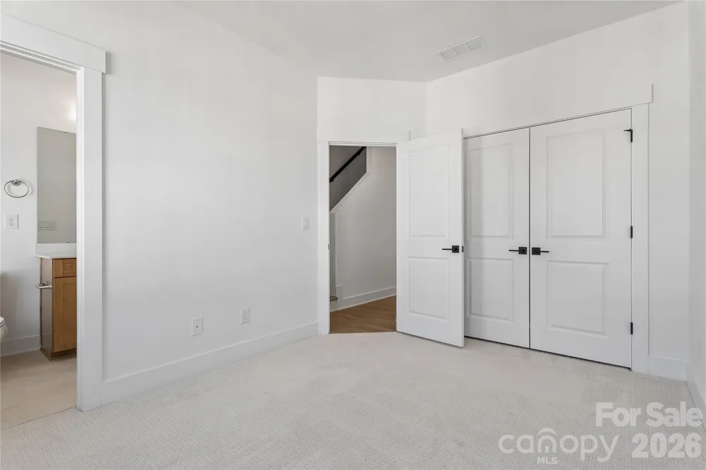 3704 S Tryon Street Charlotte, NC 28217
