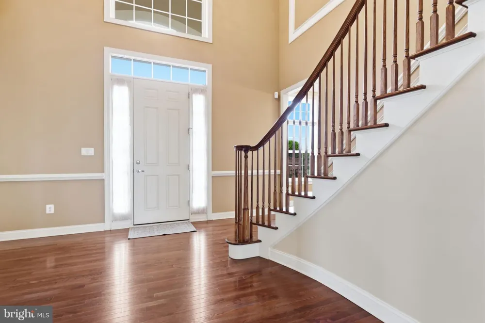 36 BELMONT CIRCLE Columbus, NJ 08022