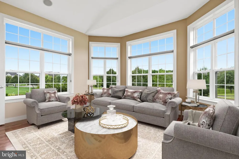 36 BELMONT CIRCLE Columbus, NJ 08022