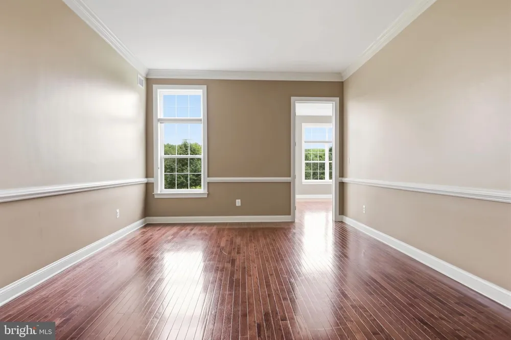 36 BELMONT CIRCLE Columbus, NJ 08022