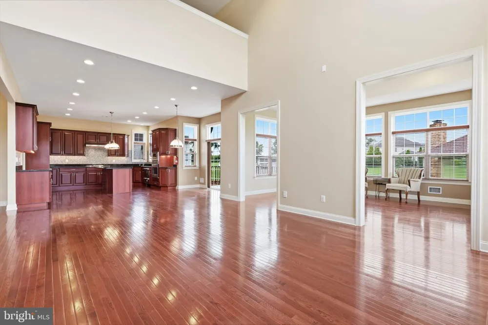 36 BELMONT CIRCLE Columbus, NJ 08022