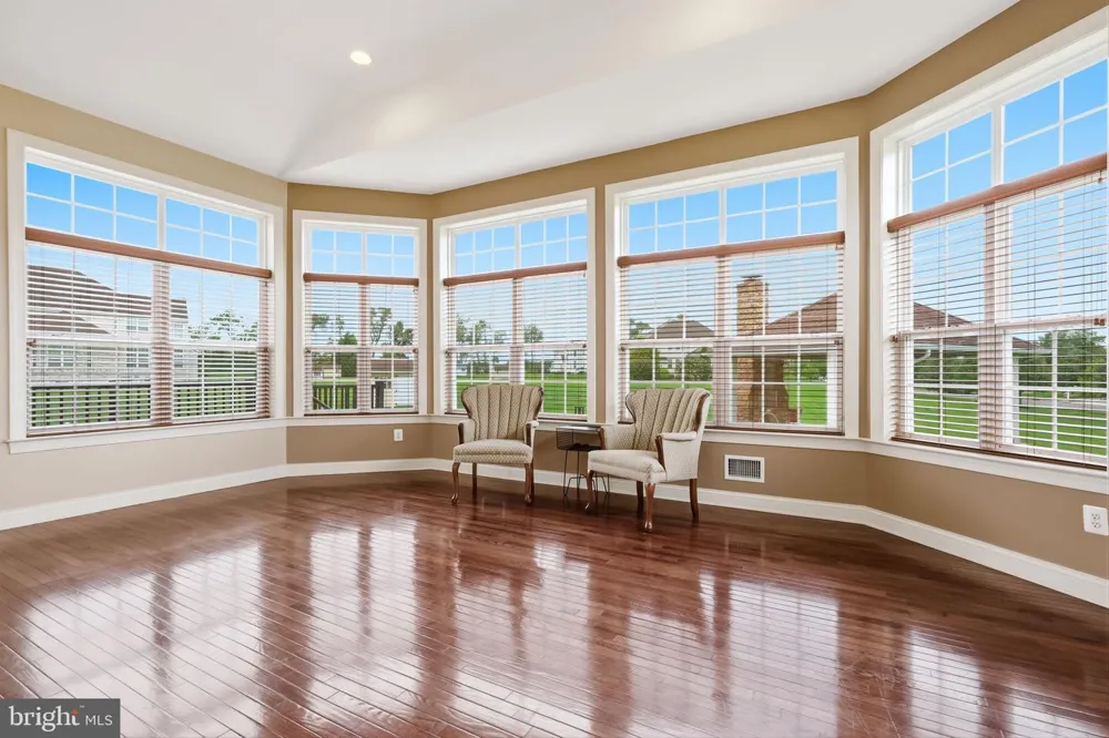 36 BELMONT CIRCLE Columbus, NJ 08022