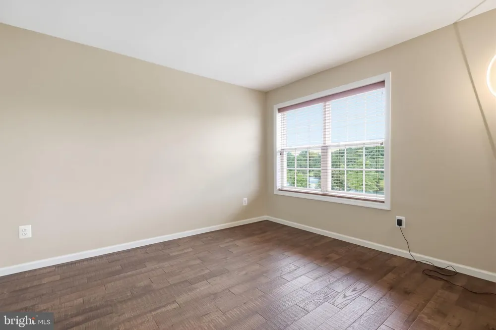 36 BELMONT CIRCLE Columbus, NJ 08022