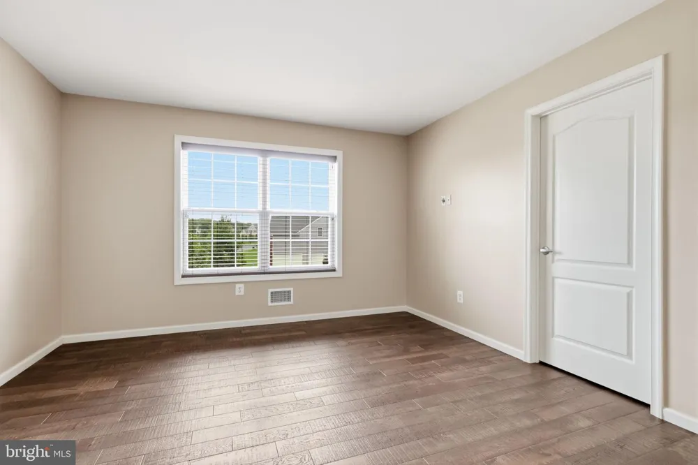 36 BELMONT CIRCLE Columbus, NJ 08022
