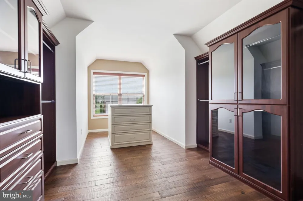 36 BELMONT CIRCLE Columbus, NJ 08022