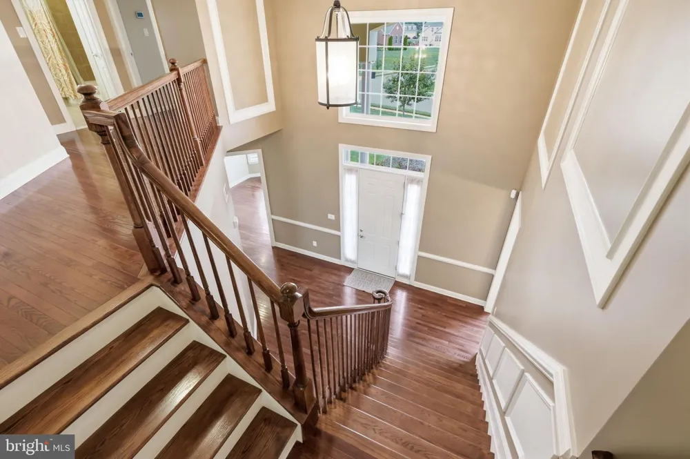 36 BELMONT CIRCLE Columbus, NJ 08022