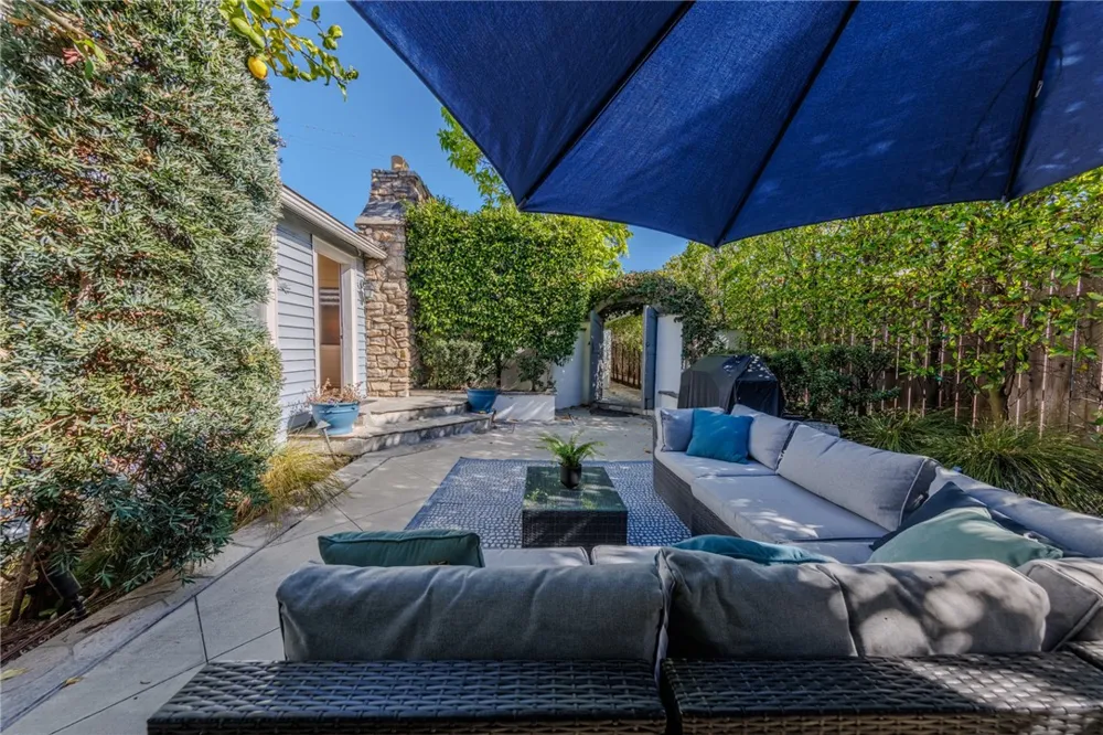 380 Thalia Laguna Beach, CA 92651
