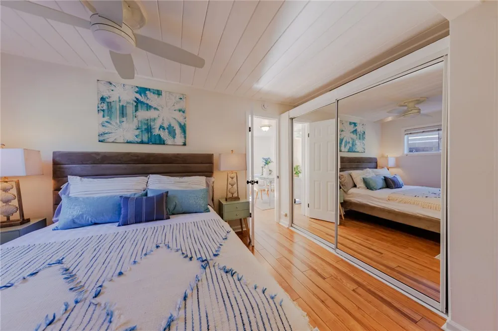 380 Thalia Laguna Beach, CA 92651