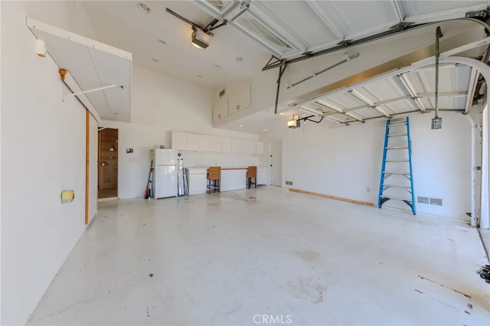 380 Thalia Laguna Beach, CA 92651