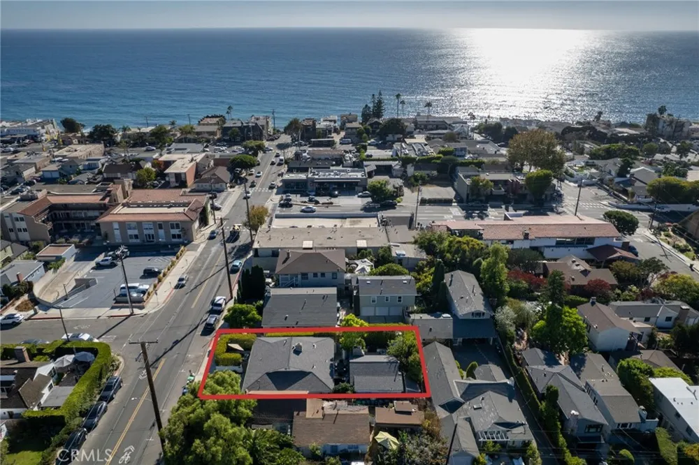 380 Thalia Laguna Beach, CA 92651
