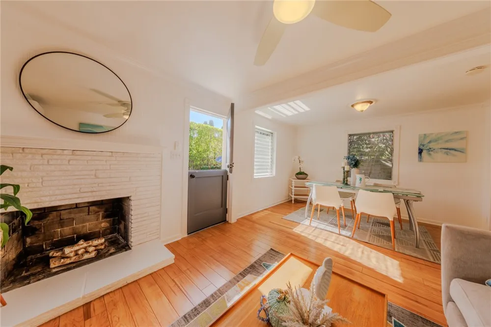 380 Thalia Laguna Beach, CA 92651