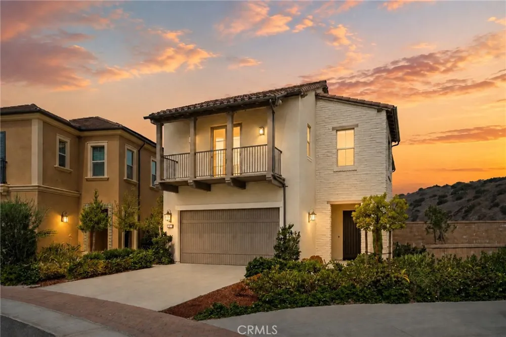 134 Tomahawk Irvine, CA 92618
