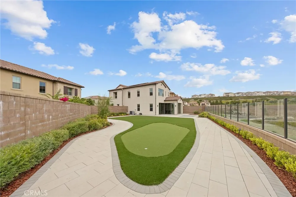 134 Tomahawk Irvine, CA 92618
