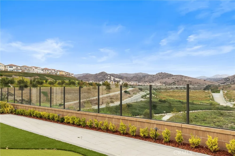 134 Tomahawk Irvine, CA 92618