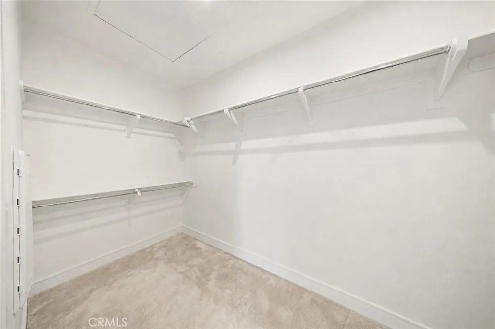 134 Tomahawk Irvine, CA 92618