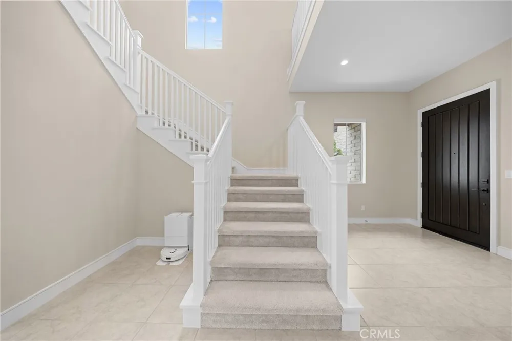 134 Tomahawk Irvine, CA 92618