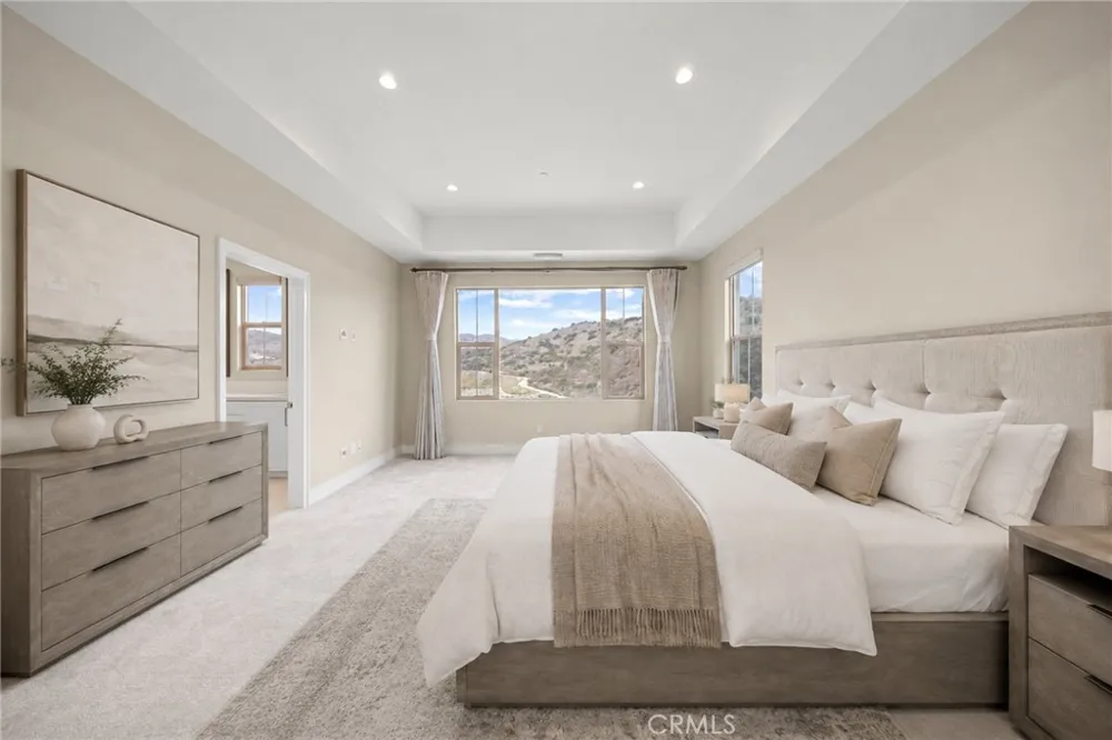 134 Tomahawk Irvine, CA 92618