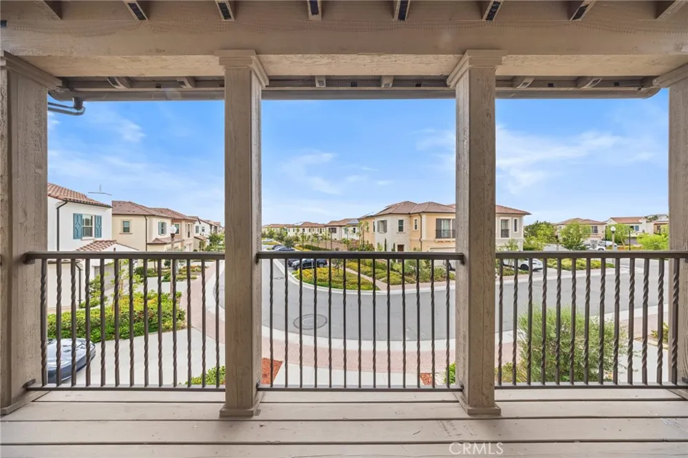 134 Tomahawk Irvine, CA 92618