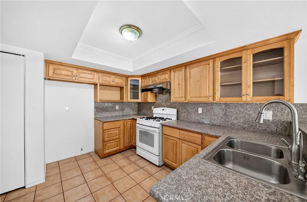 13856 Ramona Parkway Baldwin Park, CA 91706