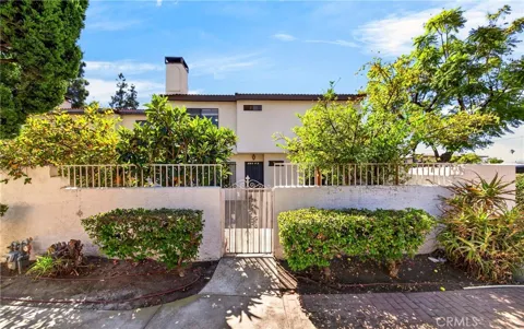 13856 Ramona Parkway