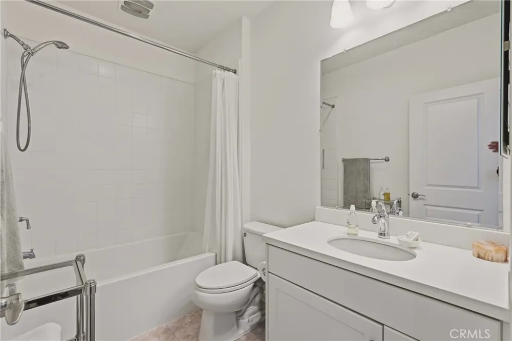 240 Mayfair Irvine, CA 92620