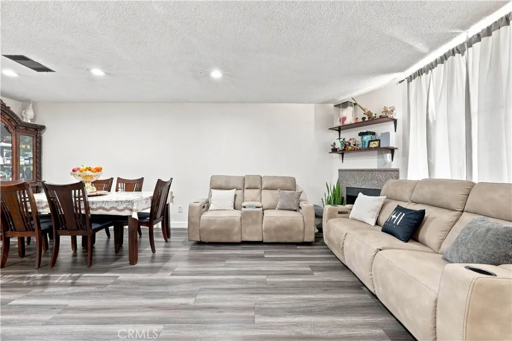 9625 Sylmar Avenue #23 Panorama City, CA 91402