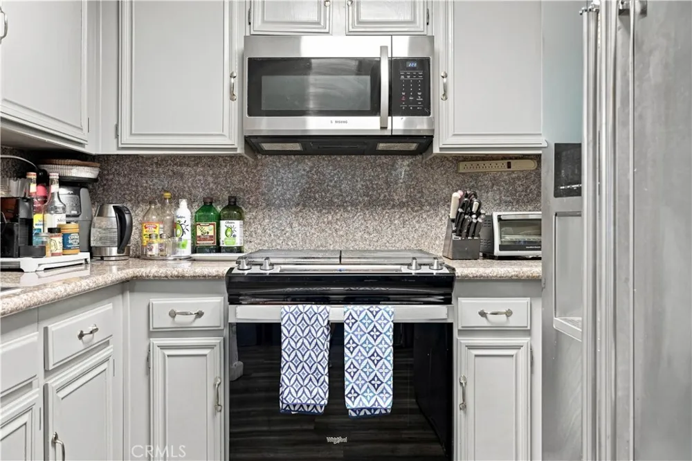 9625 Sylmar Avenue #23 Panorama City, CA 91402