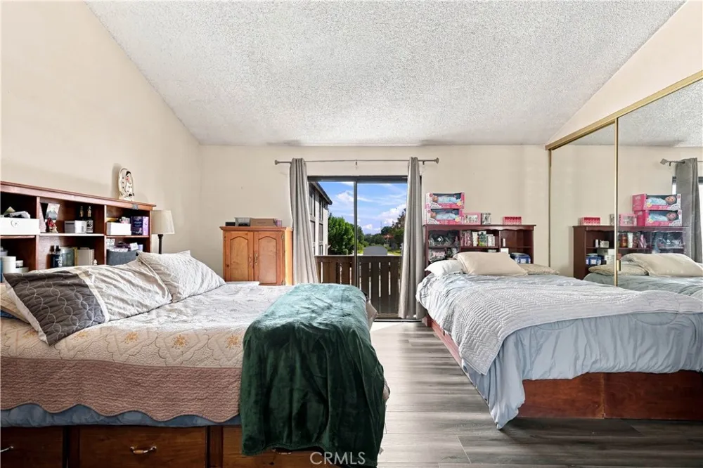 9625 Sylmar Avenue #23 Panorama City, CA 91402