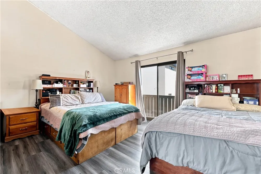 9625 Sylmar Avenue #23 Panorama City, CA 91402