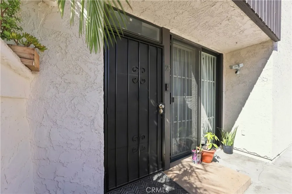 9625 Sylmar Avenue #23 Panorama City, CA 91402