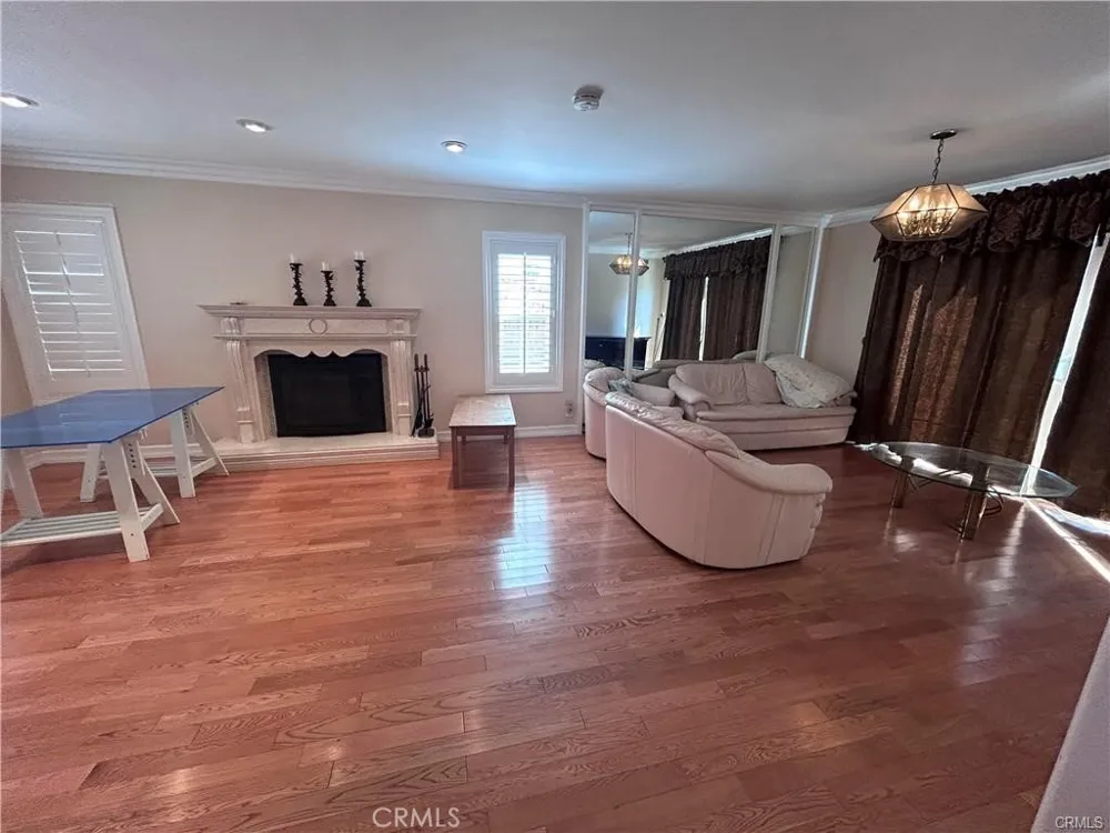 3 Angell Irvine, CA 92612