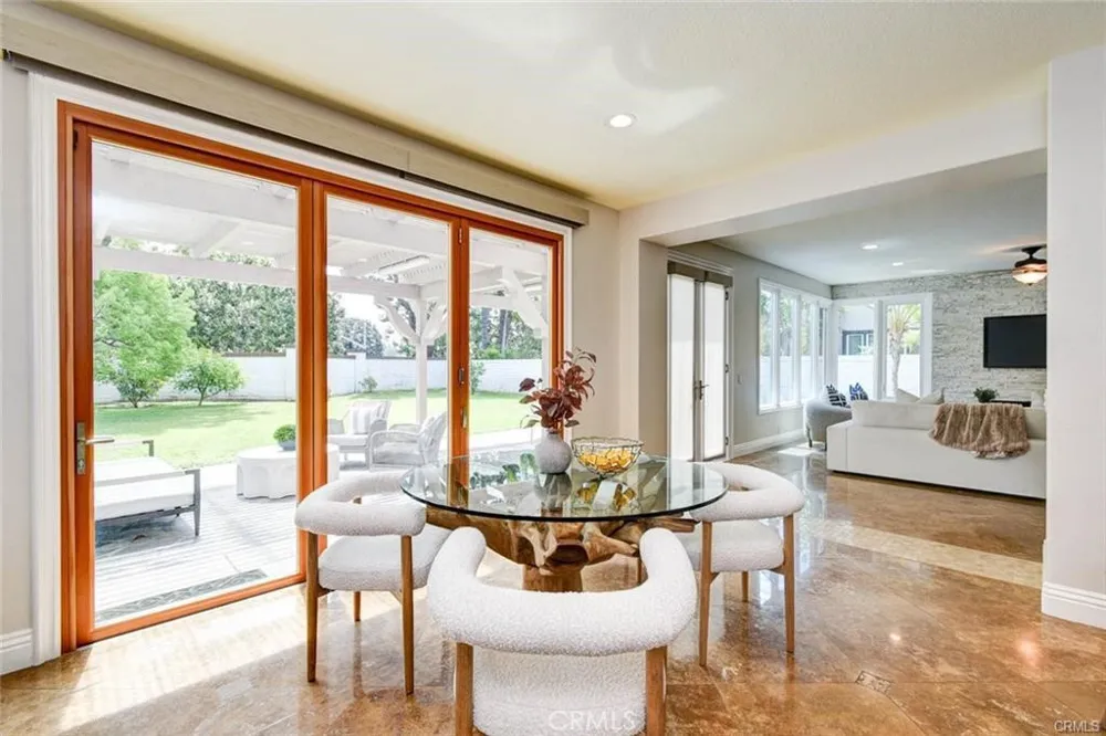12370 Fairbanks Drive Tustin, CA 92782