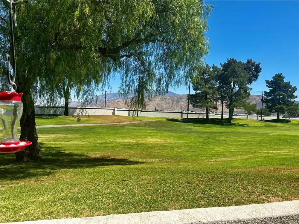 697 Big Spring Banning, CA 92220