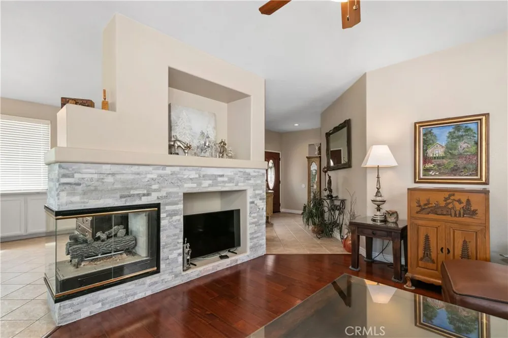 697 Big Spring Banning, CA 92220