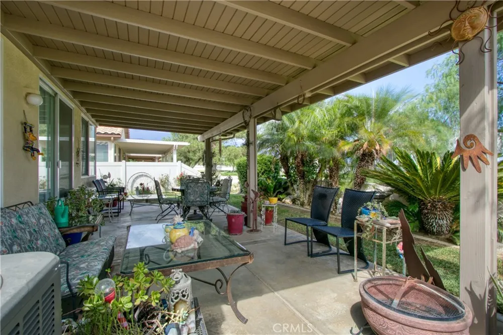 697 Big Spring Banning, CA 92220