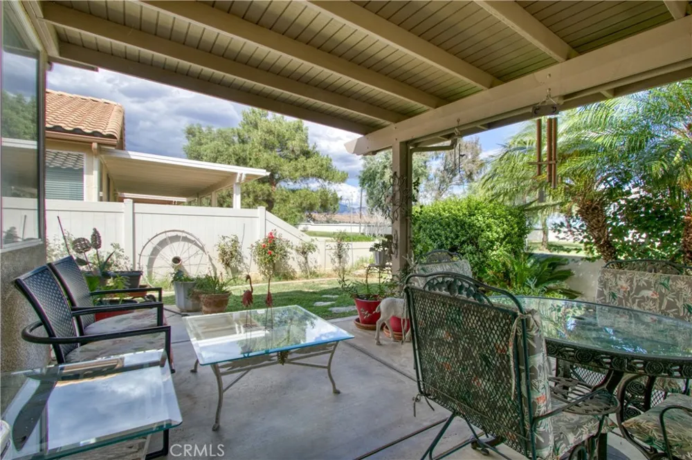 697 Big Spring Banning, CA 92220