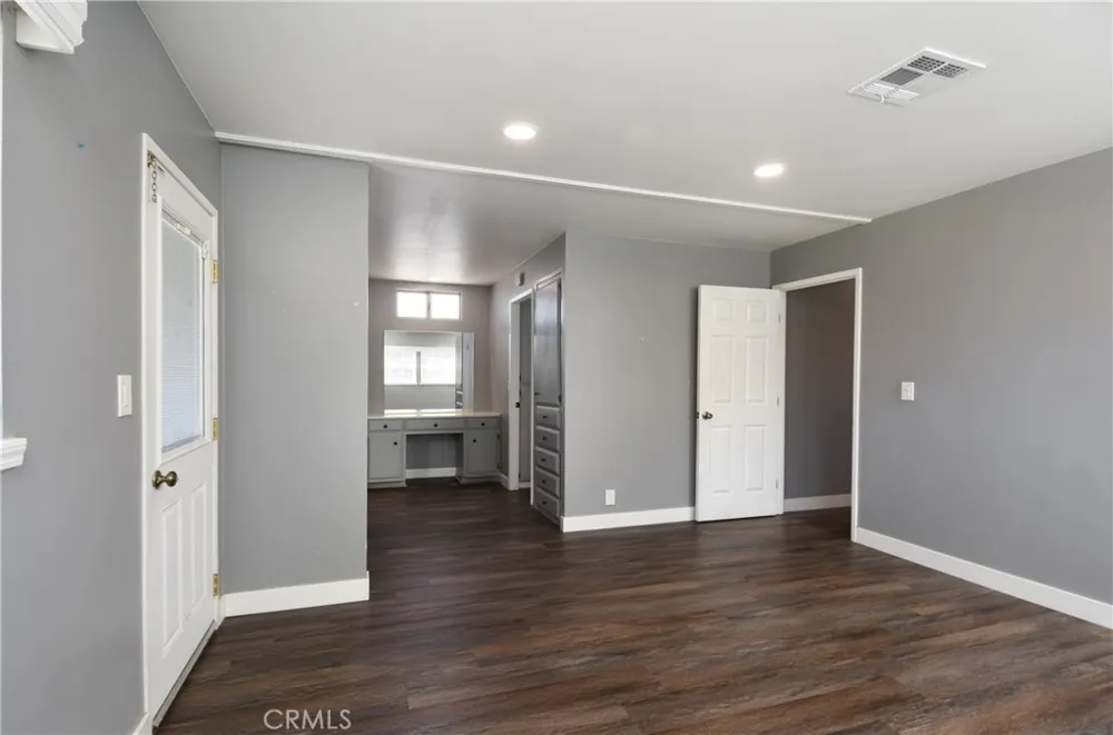 15531 Winchester Riverside, CA 92508