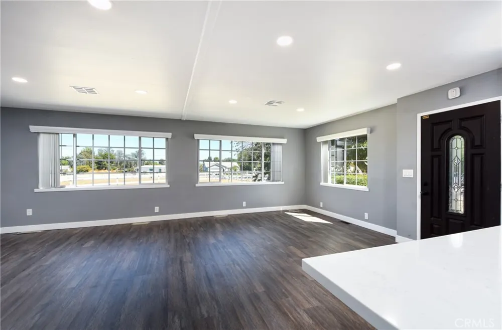 15531 Winchester Riverside, CA 92508