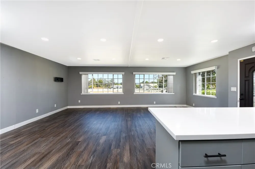 15531 Winchester Riverside, CA 92508