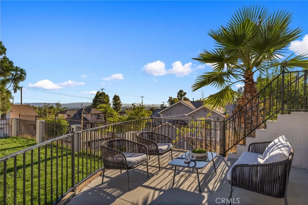 13265 Parkland Sylmar, CA 91342