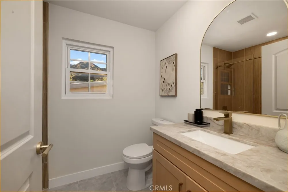 13265 Parkland Sylmar, CA 91342