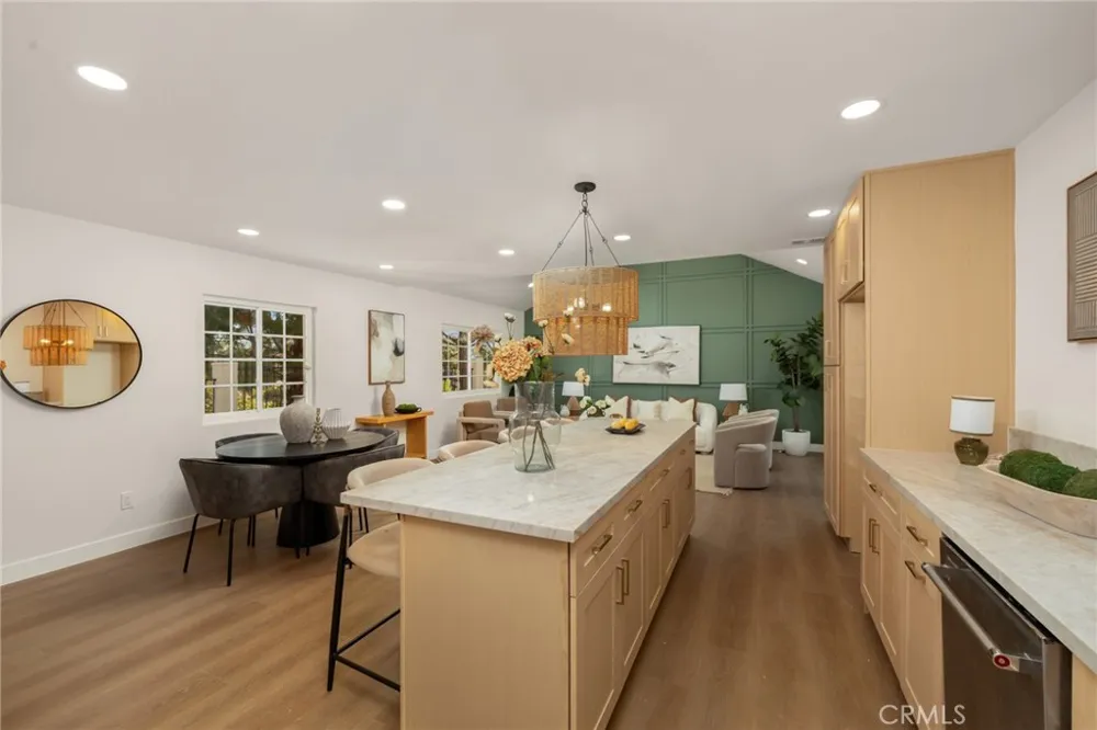 13265 Parkland Sylmar, CA 91342