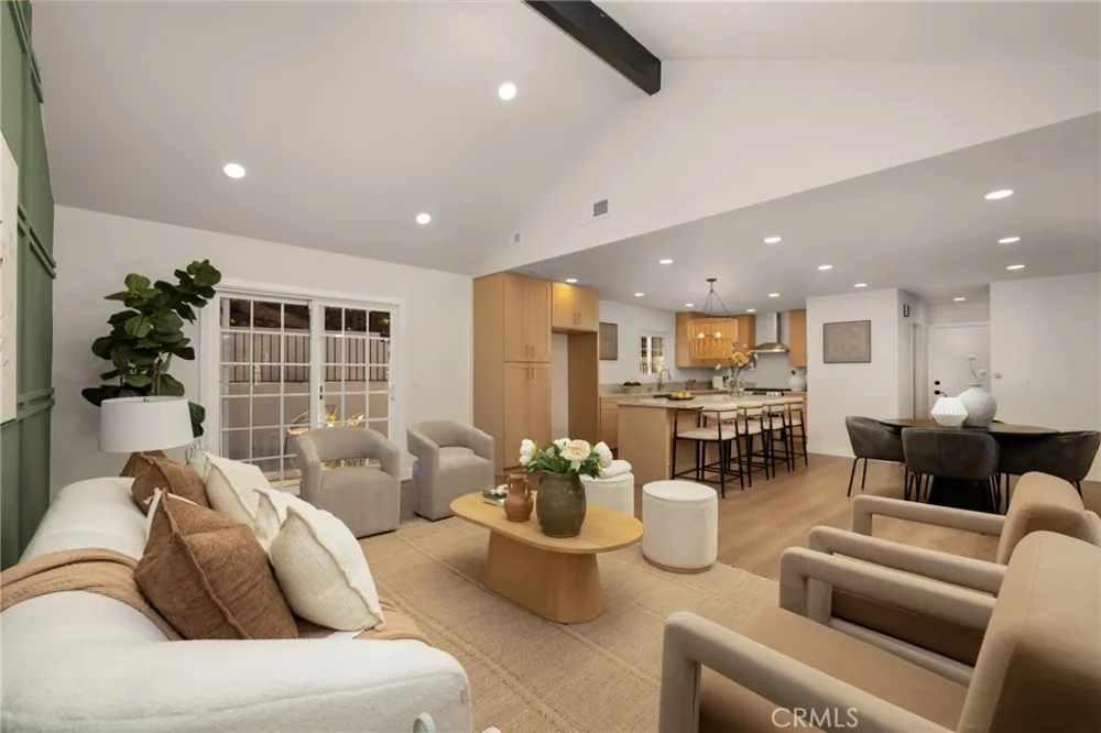 13265 Parkland Sylmar, CA 91342