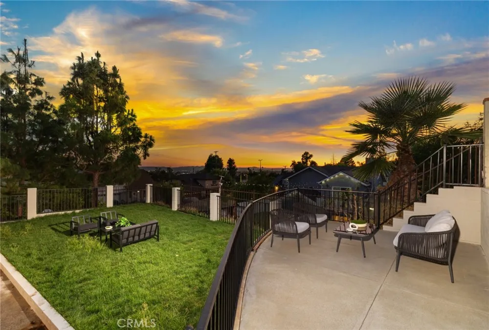 13265 Parkland Sylmar, CA 91342