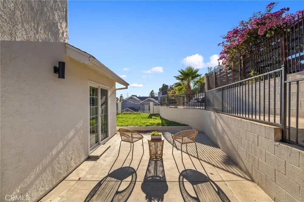 13265 Parkland Sylmar, CA 91342