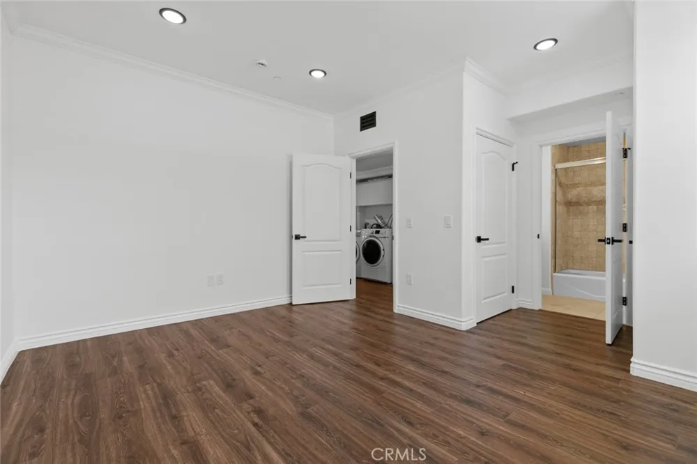 333 Milford Street #105 Glendale, CA 91203