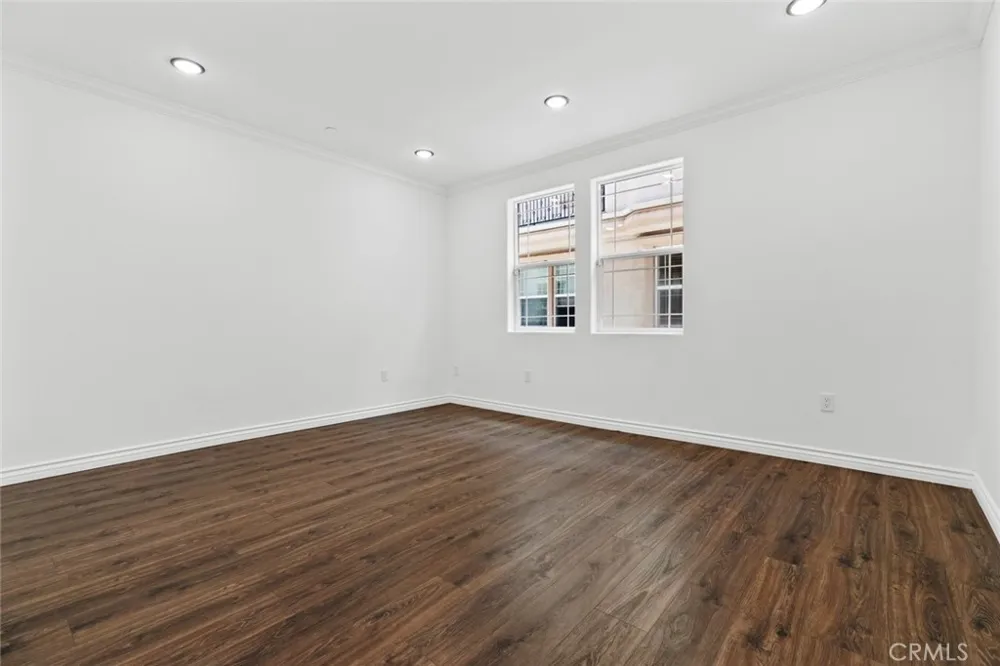 333 Milford Street #105 Glendale, CA 91203