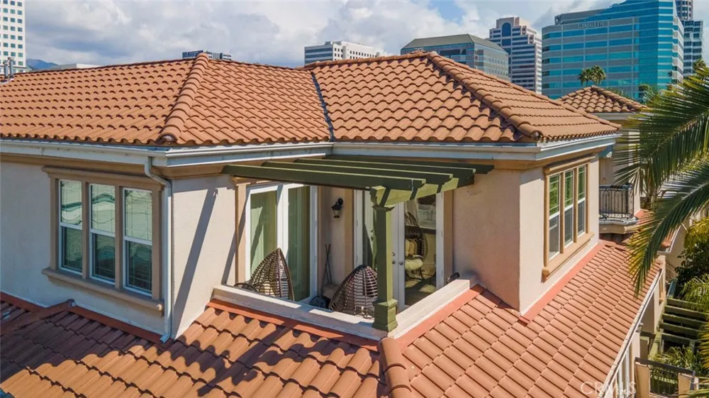 333 Milford Street #105 Glendale, CA 91203