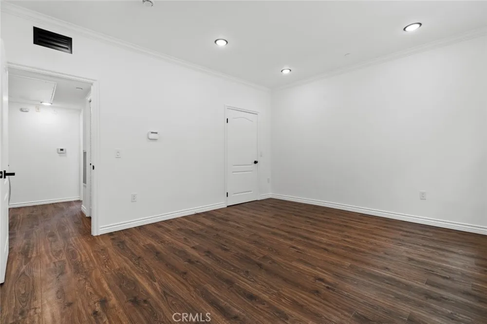 333 Milford Street #105 Glendale, CA 91203