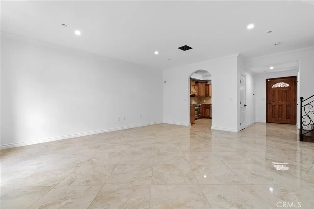 333 Milford Street #105 Glendale, CA 91203